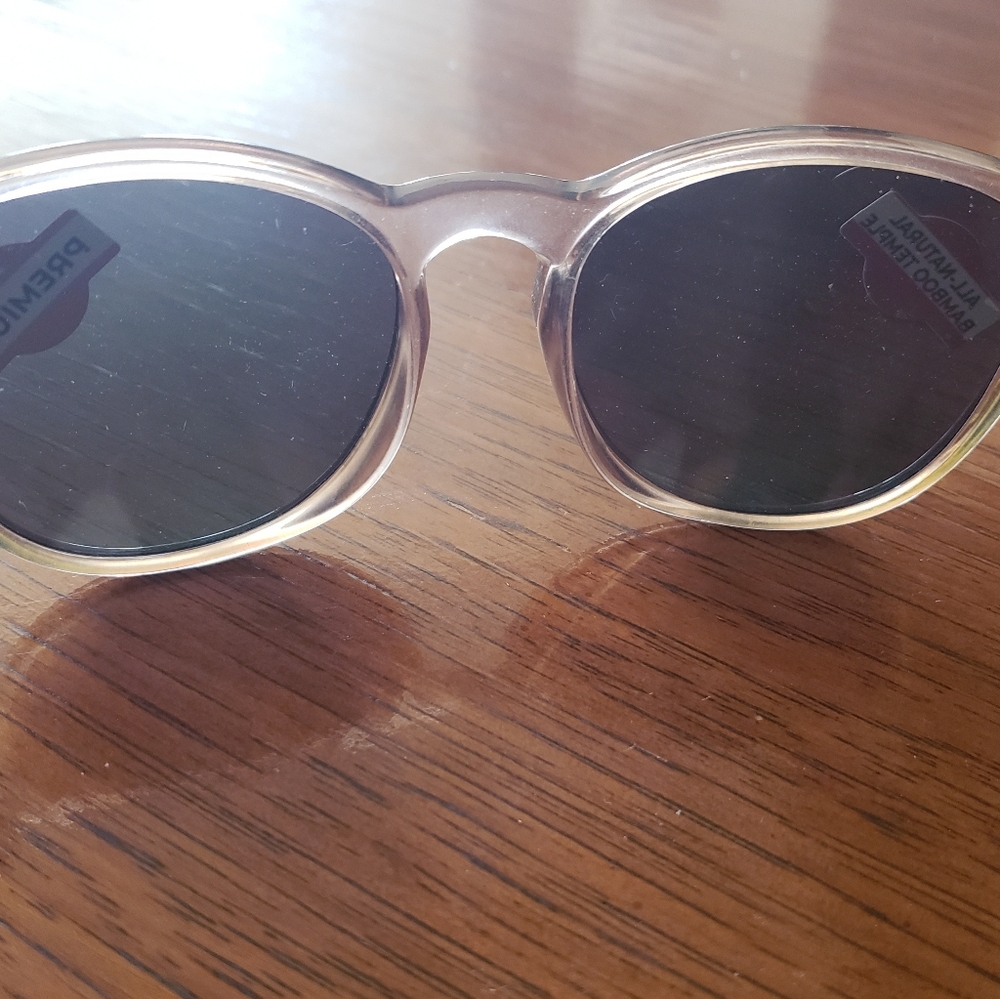 Piranha Bamboo sun glasses NWT UNISEX